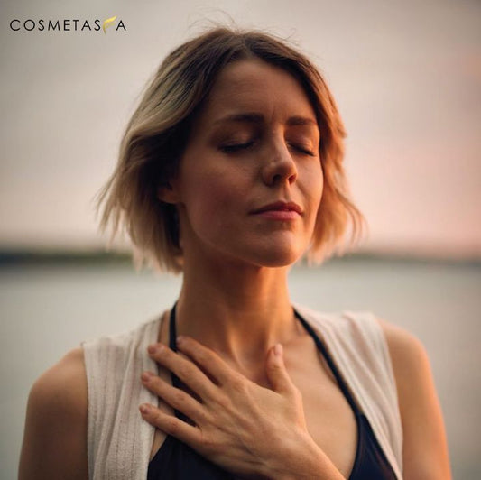 Massage Away Holiday Stress: Best oils & massage techniques for the season